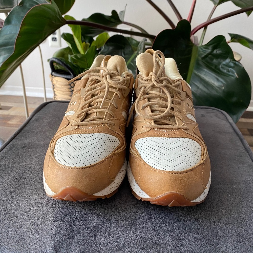 Saucony
